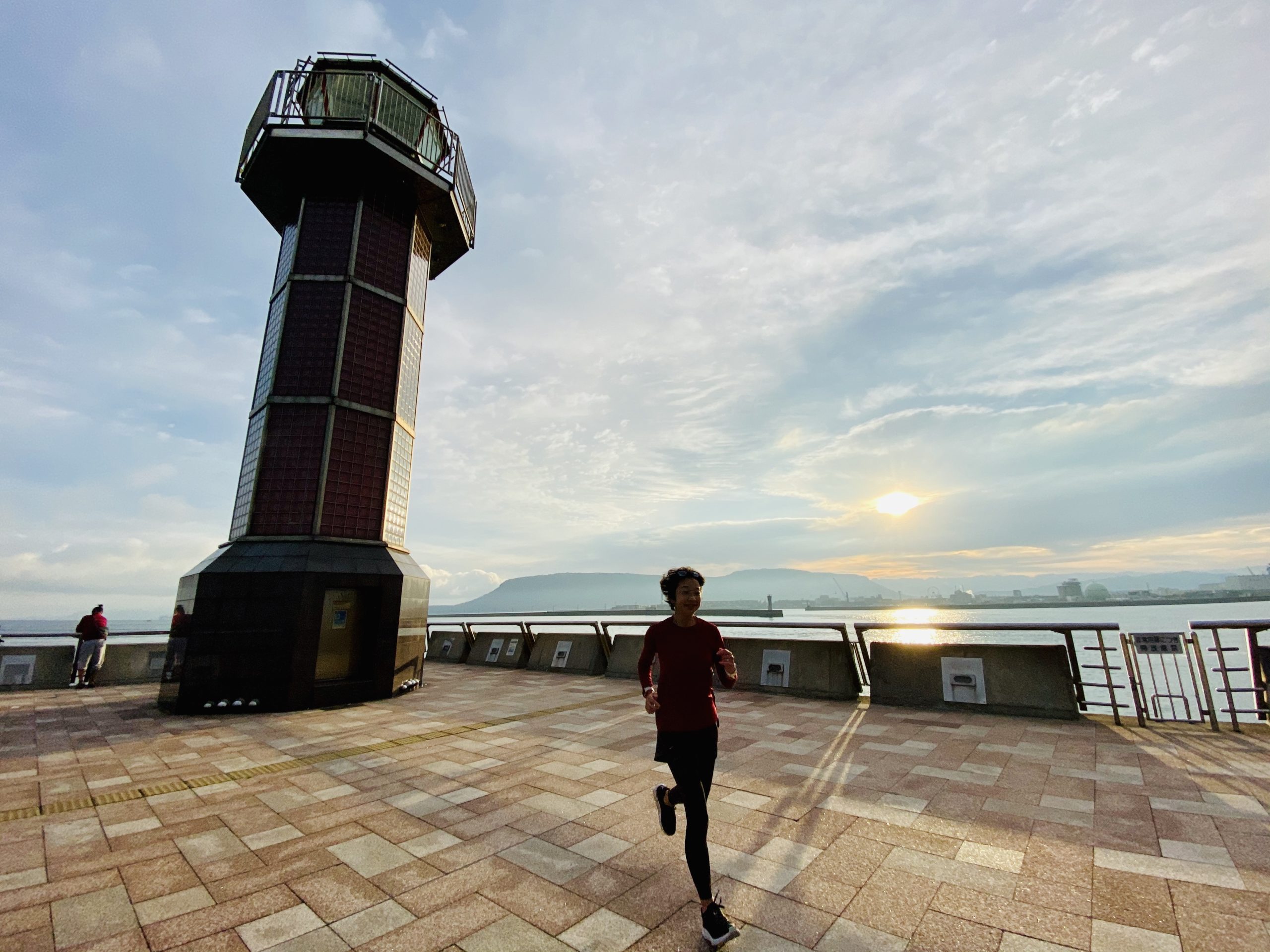 高松港の灯台
