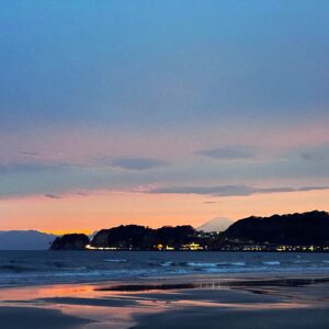 材木座海岸の夕陽