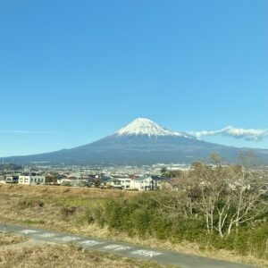 新幹線車中から見た富士山