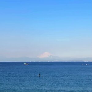 長者ヶ崎海岸から見る富士山